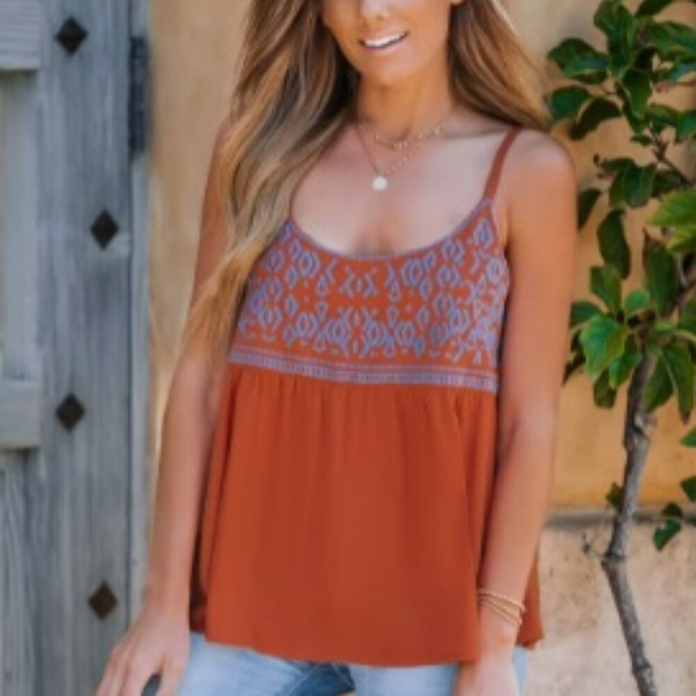 Women's NWT Sim & Sam Boho Embroidered‎ Swing Tank Top Size Medium